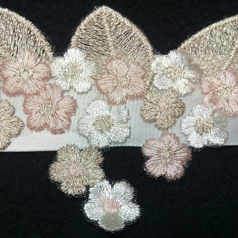 White lace cuff bracelet